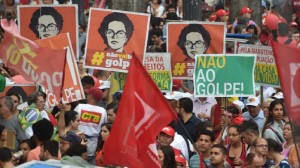 Rally in support of Dilma